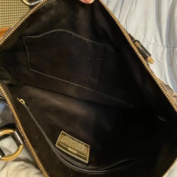 Coach purse - Picture 10 of 13